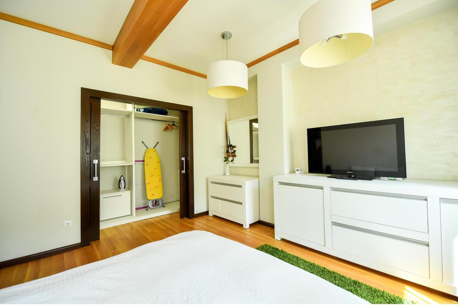 Luxury Apartment Braşov Exteriör bild